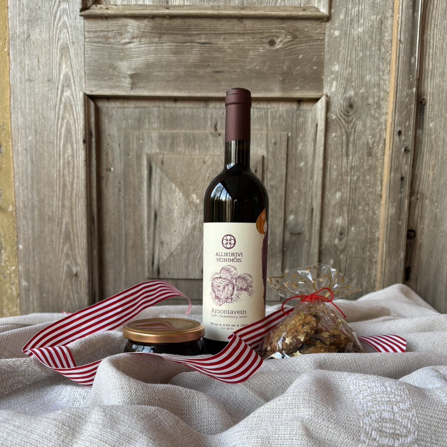 Jõulupakk arooniaveiniga